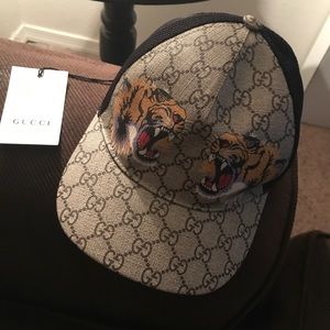 Gucci Double Tiger-head baseball cap AUTHENTIC